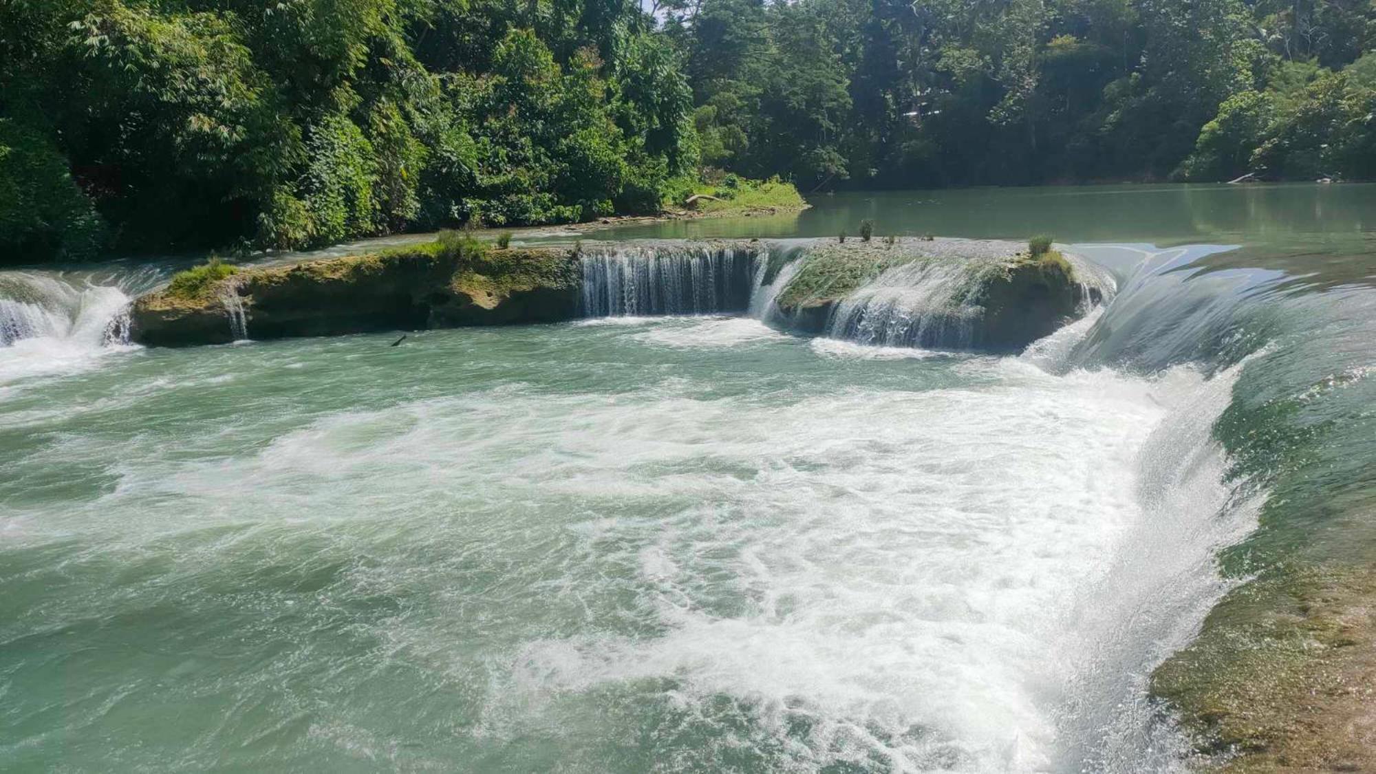 Gbu Loboc River Guesthouse Buitenkant foto