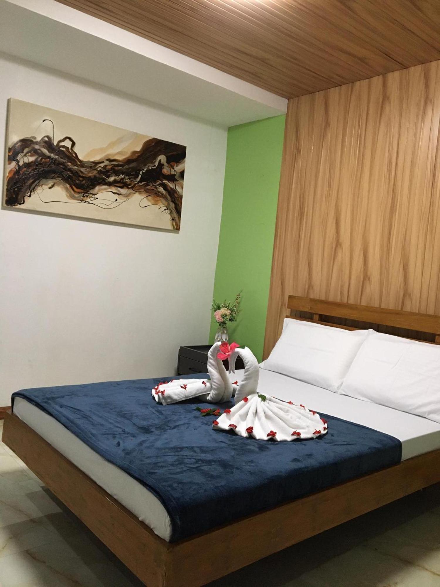 Gbu Loboc River Guesthouse Buitenkant foto