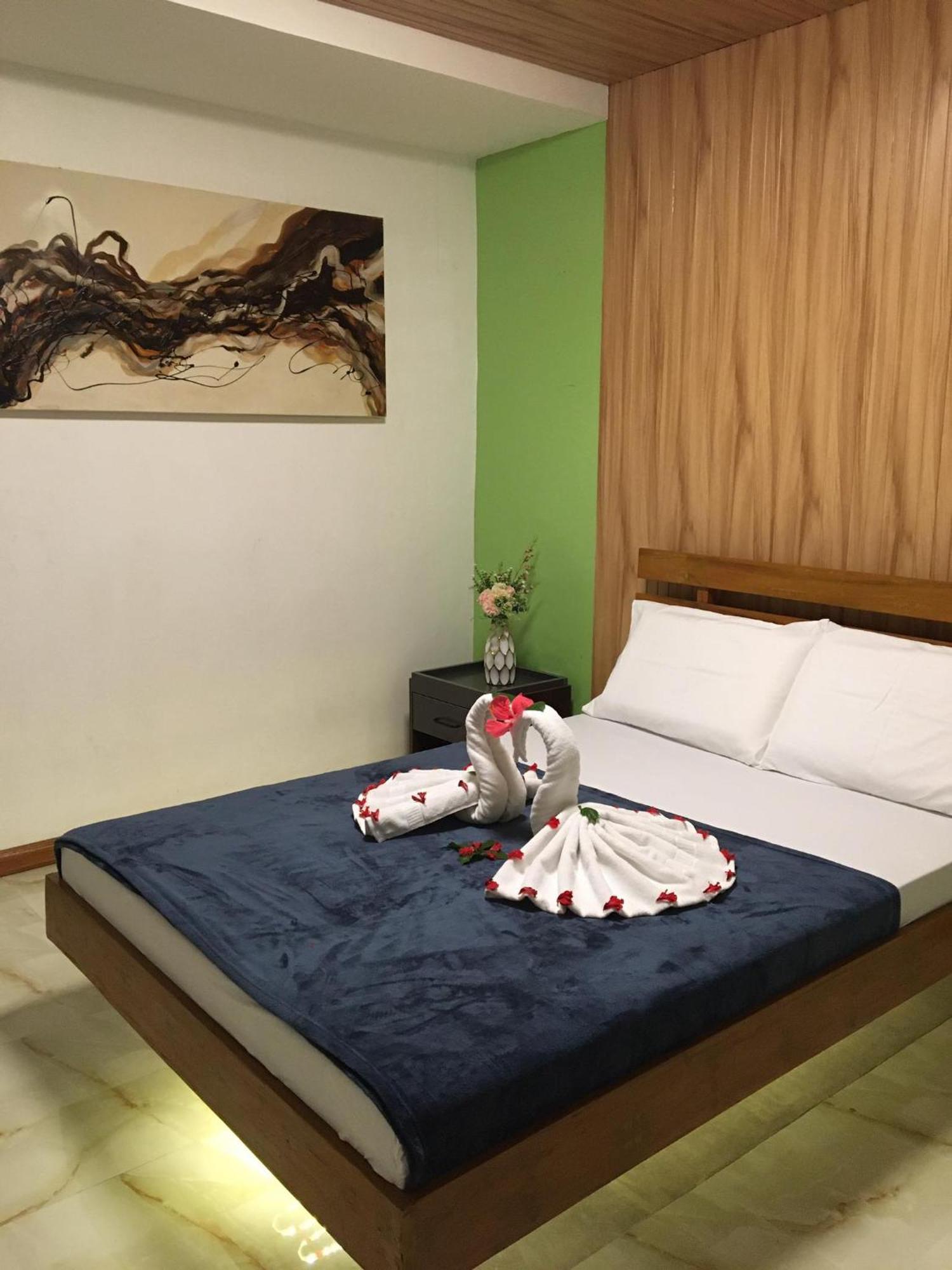Gbu Loboc River Guesthouse Buitenkant foto